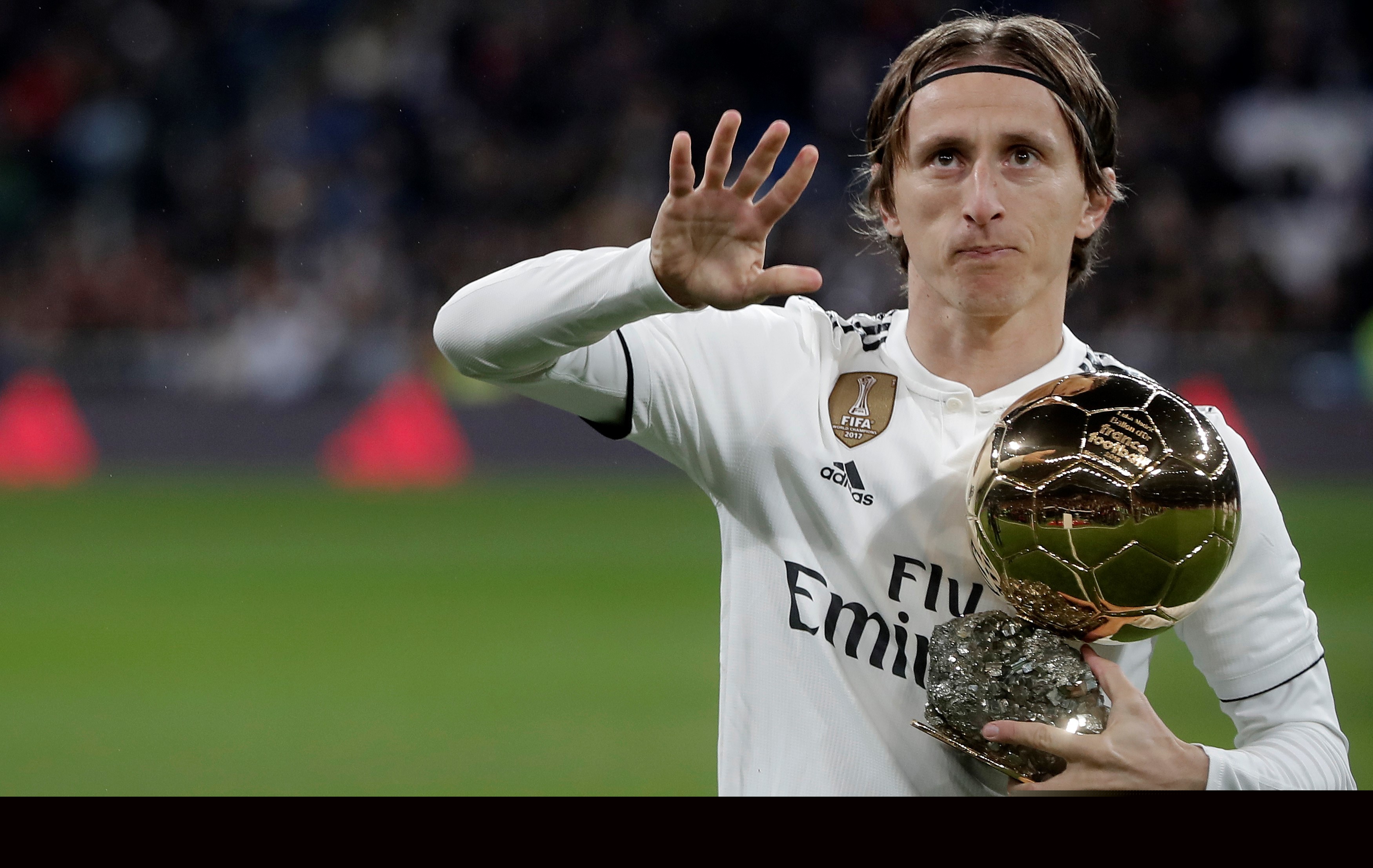 马克斯·谢泽尔蝉联国联赛扬奖，奠定当代第一右投地位